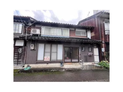 Fukuno (Fukuno Station) 900,000 yen