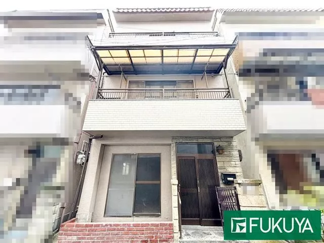 ☆Reliable steel-frame construction, 3-story building with 4DK! Please consider as a renovation base♪