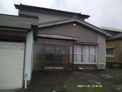 Uozu City Kinoshita Shin (Uozu Station) 2-story above ground, 1-story basement building 6DK