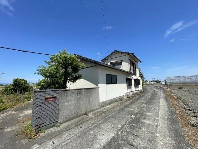Yatsushiro City, Shikikawauchi Town (Hinagu Onsen Station) 2-story building 6DK