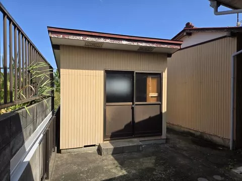 Yokosuka City, Oyabe 2-chome (Kinugasa Station), 2-story, 6DK - Image 2