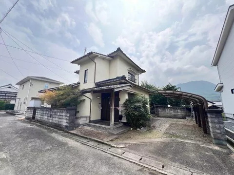 Kusuki District, Kusuki Town, Oaza Tsukawaki (Bungo Mori Station) 2-story 4LDK