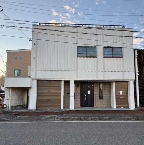 Joetsu City, Kawahara Town (Naoetsu Station) 3-story building 13DK