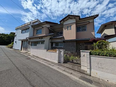 Used single-family home in Hayama Town, Shimonoseki City