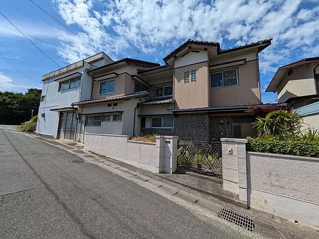 Used single-family home in Hayama Town, Shimonoseki City