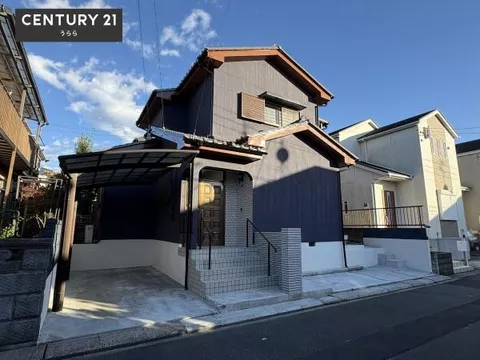 Ushiku City, Minami 7-chome (Ushiku Station), two-story building, 4LDK