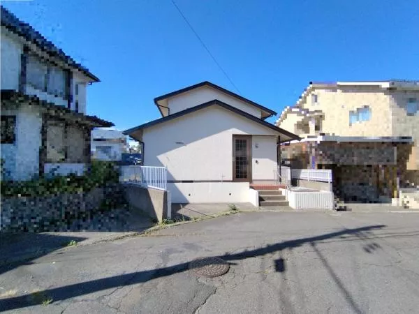 Hachinohe-shi, Hachinohe Oaza Sawasato-aza Fujiko (Hon Hachinohe station) 2F 5LDK

Hachinohe-shi, Hachinohe