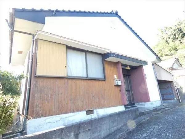 Kawahigashimachi, Kanoya-city (Shibushi station) Single story house, 4DK

4DK 2.2 million yen