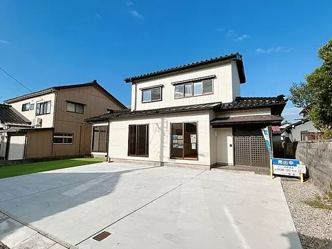 Used single-family home in Hotta, Uozu City - House
