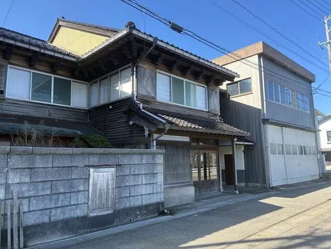 Imizu City, Ninomaru Town (Nakanoshimato Station) 2-story 13LDK