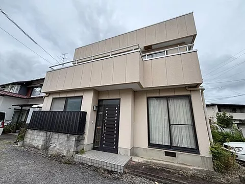 Used single-family home in Ichinichiba 3-chome, Gifu City