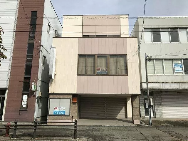 Maegawa Ichibancho, Yokote City (Yokote Station) 3-story building 3DK