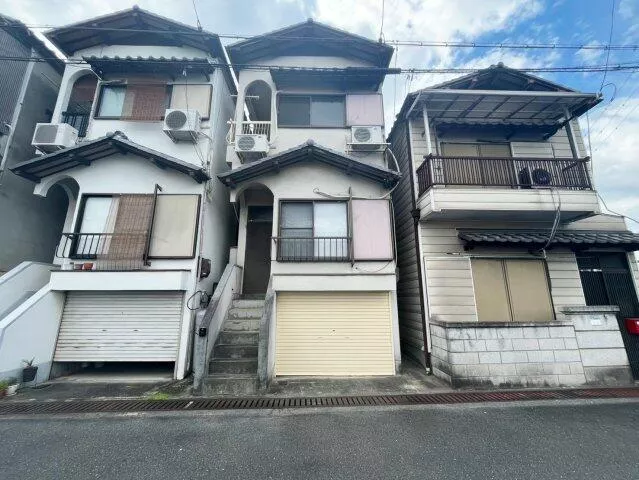 Higashi-Osaka City Matsubara 2-chome (Yoshida Station) 3-story 3DK