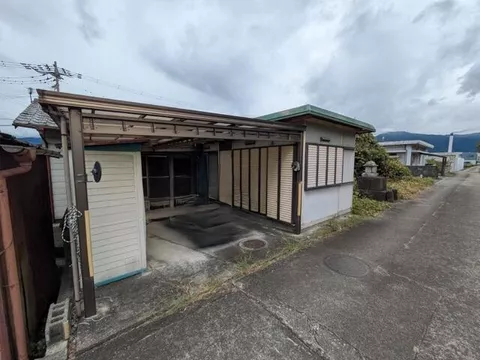 Shikoku Chuo City, Tsumatori Town (Kawanoe Station), single-story building, 3K