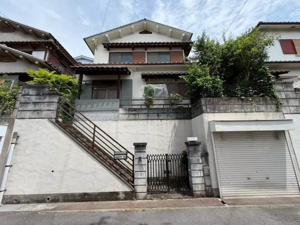 Higashi-Osaka City, Gojomachi (Hiraoka Station), 2-story, 6DK