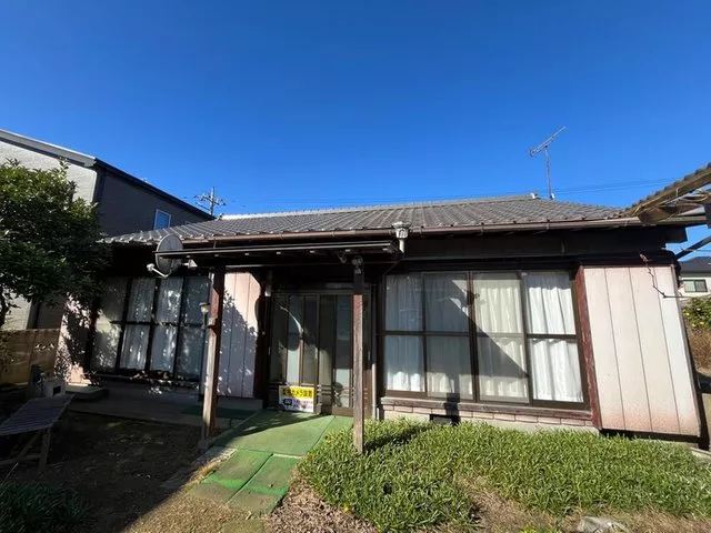 ◆ Purchase possible for around 20,000 yen per month ◆ Spacious parking space♪ Single-story house