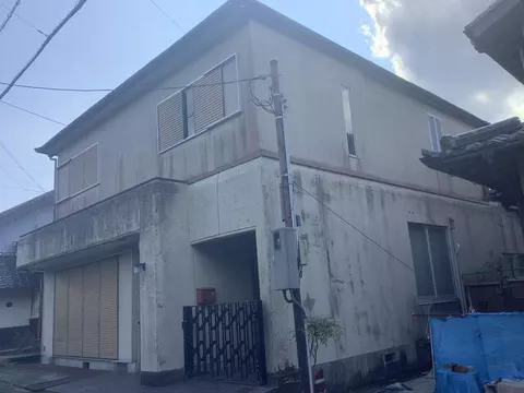 Oaza Hirao, Yoshino-cho, Yoshino-gun (Yamatokamiichi station) 2F 6LDK

2.9 million yen