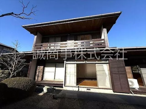 ■ Southeast corner lot, a residence of approximately 100 tsubo! ■ A lush and quiet residential neighborhood♪
