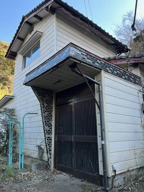 Beppu-shi, Beppu Ooaza Noda (Kamegawa station) 2F 5DK

3,000,000 yen