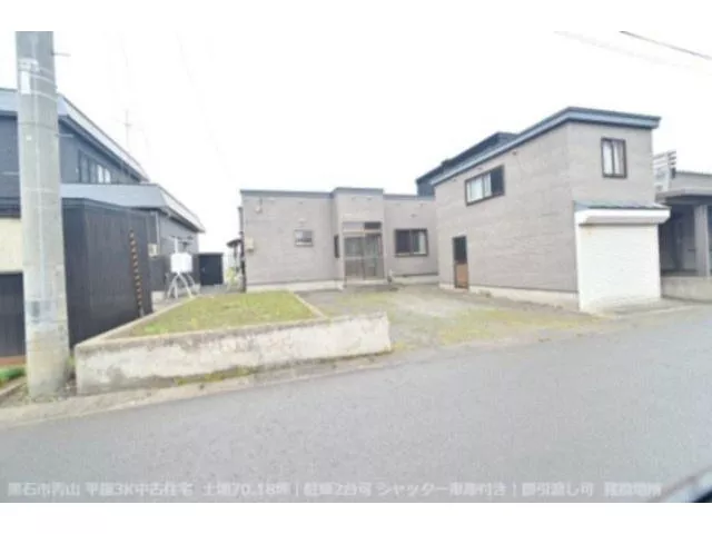 70 tsubo of land, single-story, parking for 2 cars, with shutter garage