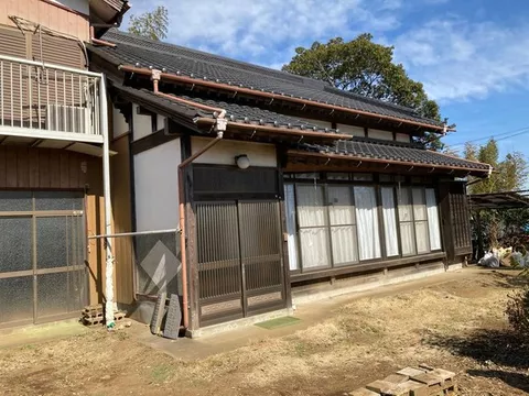 Kukizaki 3.8 million yen