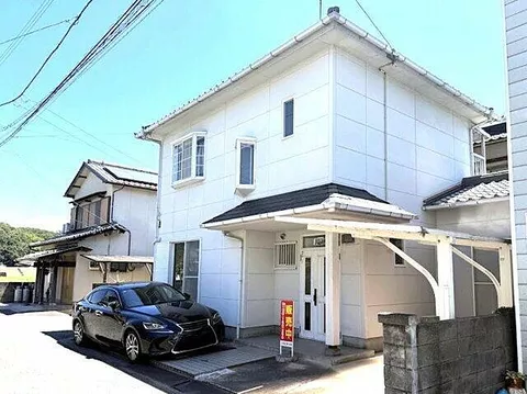 Used single-family home in Higashiyamazaki-cho, Takamatsu City, single-family home
