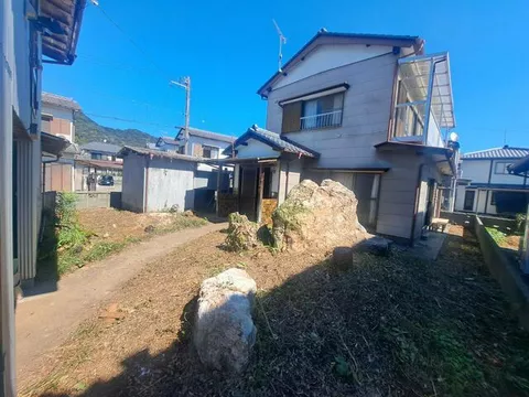 Edagawa, Ino-cho, Agawa-gun (Nakayama Station) 2-story building 4DK