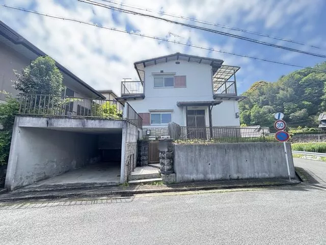 Tsubakidai 3-chome, Heguri-cho, Ikoma-gun (Motoyamaueguchi Station) 2-story building 4SDK