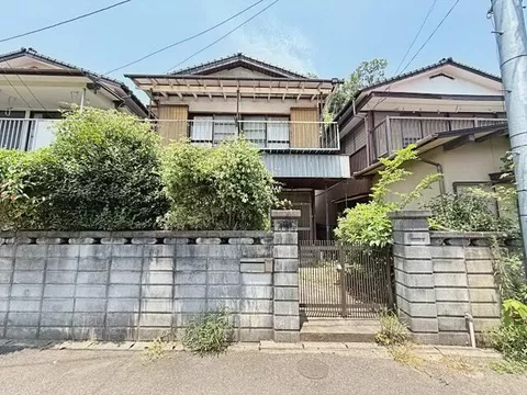 2-story building, 5DK, 2-chome, Shin-Takada, Kokura Kita Ward, Kitakyushu City (Minami-Kokura Station) 2.2 million yen
