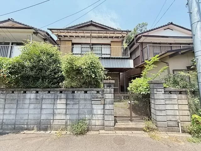 2-story building, 5DK, 2-chome, Shin-Takada, Kokura Kita Ward, Kitakyushu City (Minami-Kokura Station) 2.2 million yen