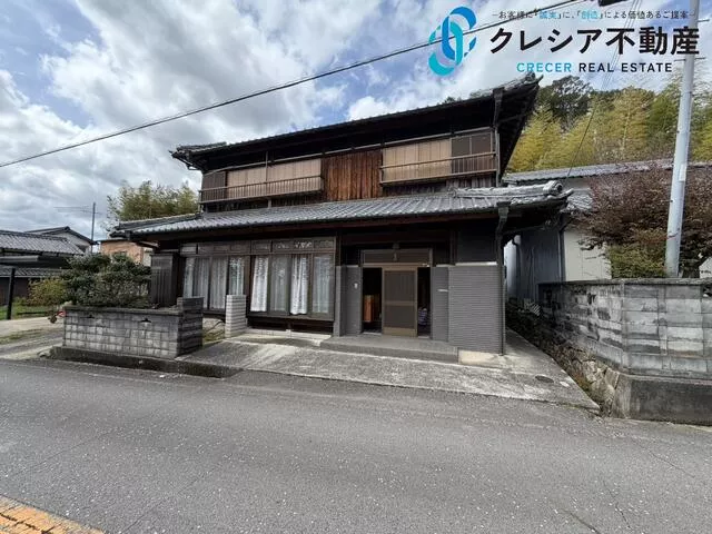Kasai City, Kawachi-cho (Hōjō Town Station) 2-story 8LDK