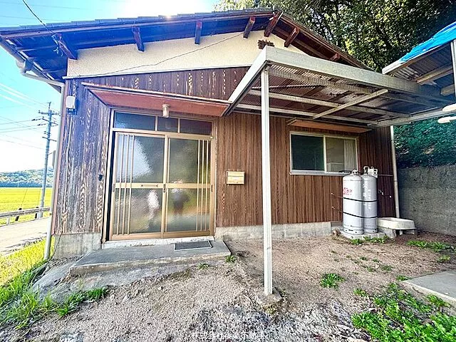 Used single-family home, JR Ako Line Nishidaiji Station, 34 minutes on foot