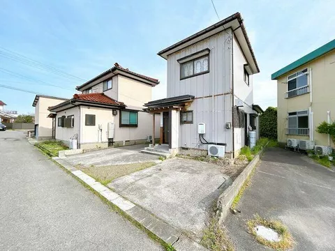 Sakata City, Hamada 2-chome (Higashi-Sakata Station) 2-story 4DK