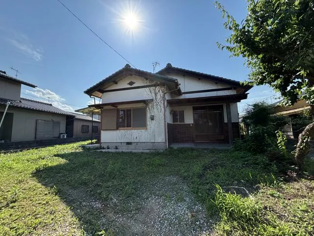 Chikujo-gun Chikujo Town, Oaza Shiida (Shiida Station) Single-story building 3DK