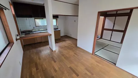 Hanyu City, Oaza Kami-Iwase (Shingo Station) 2-story 3LDK