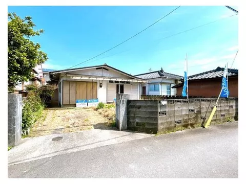 [Open House] Interior and exterior renovation planned / Single-story / Parking for 3 cars / Garden space available / Matsu